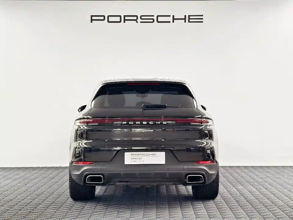 2025 Porsche Cayenne