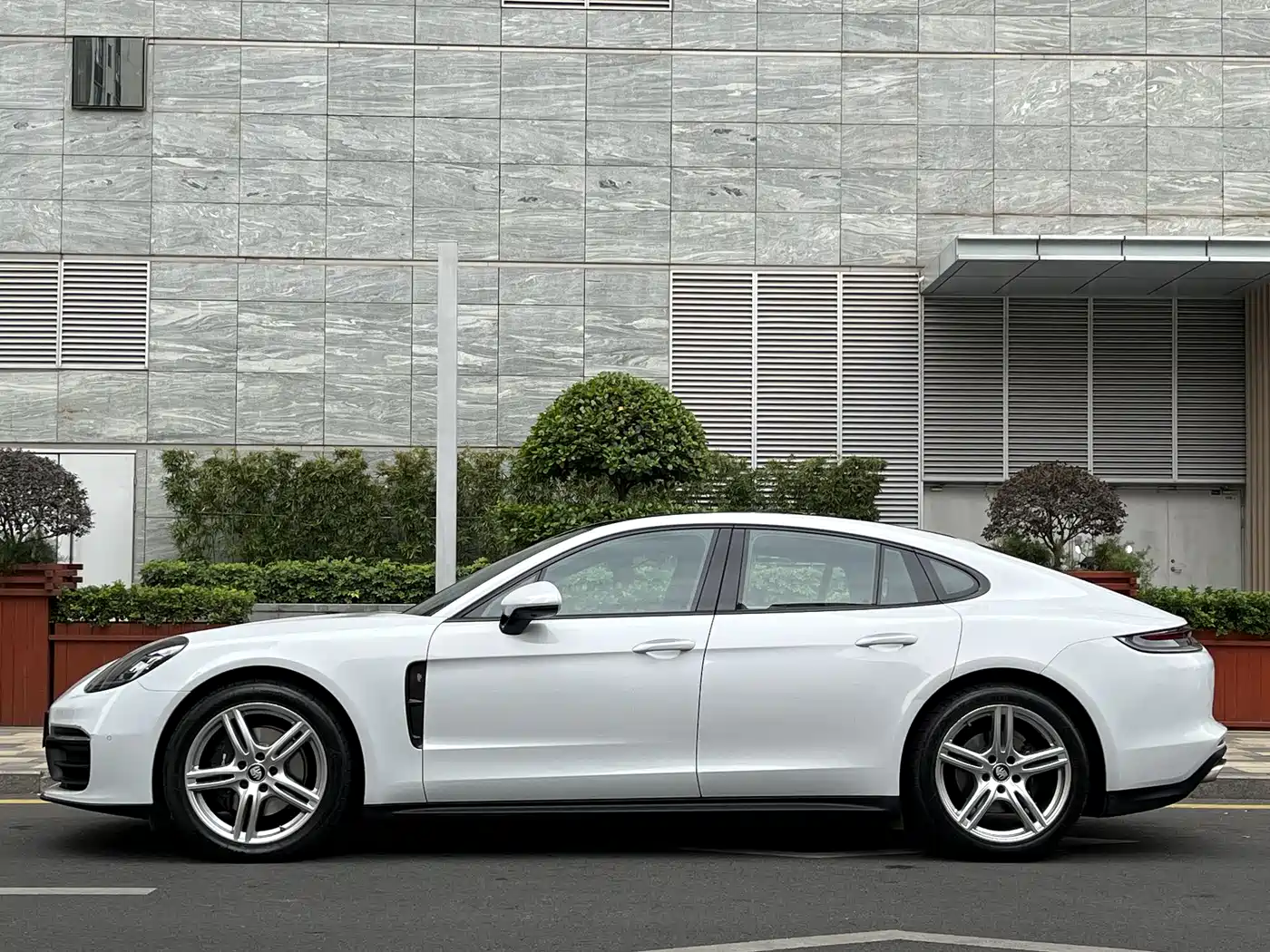 Porsche Panamera 2023 Panamera 2.9T фото 3