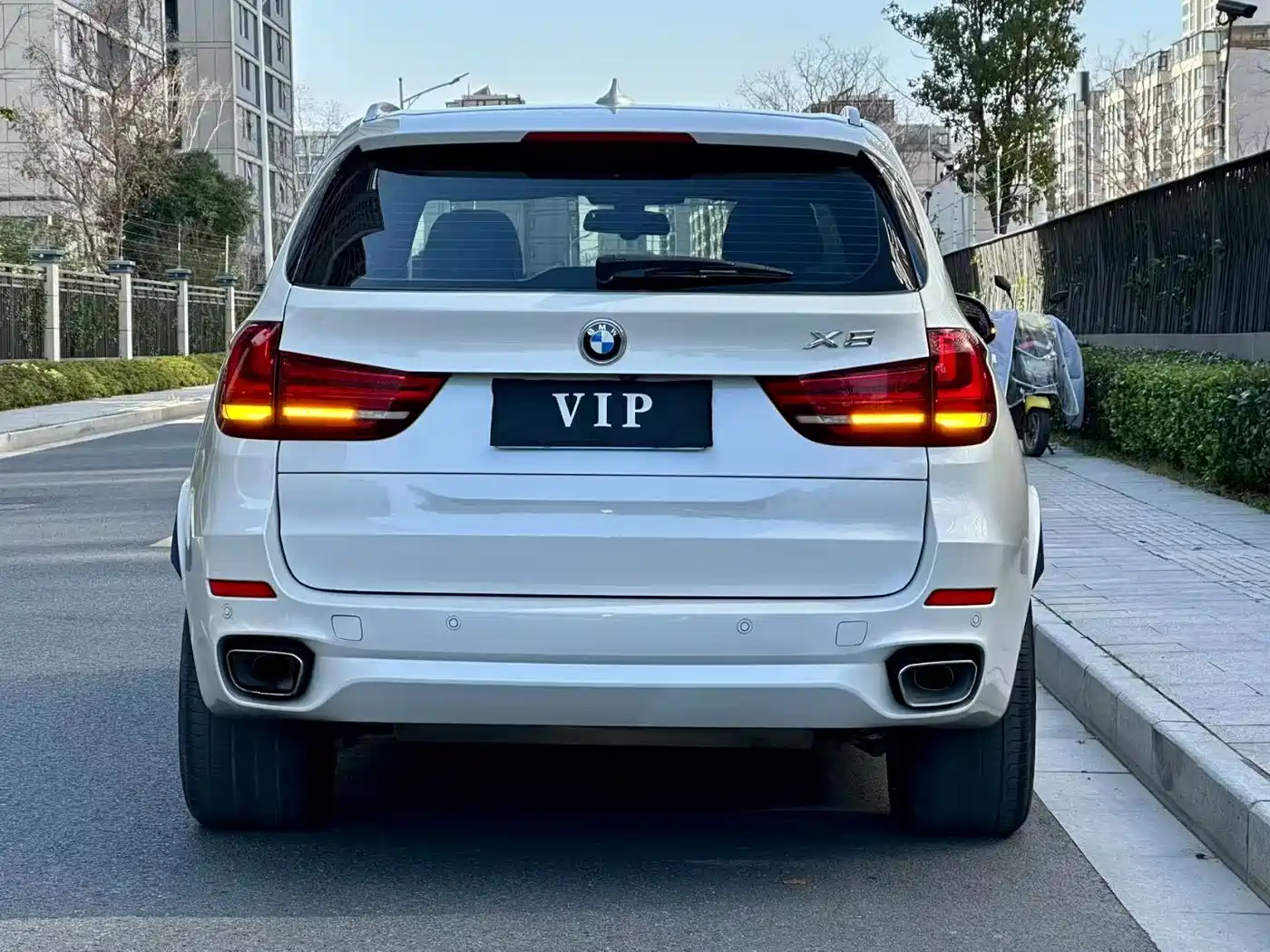 BMW X5 (Import) 2018 xDrive35i M Sport Luxury Model фото 8