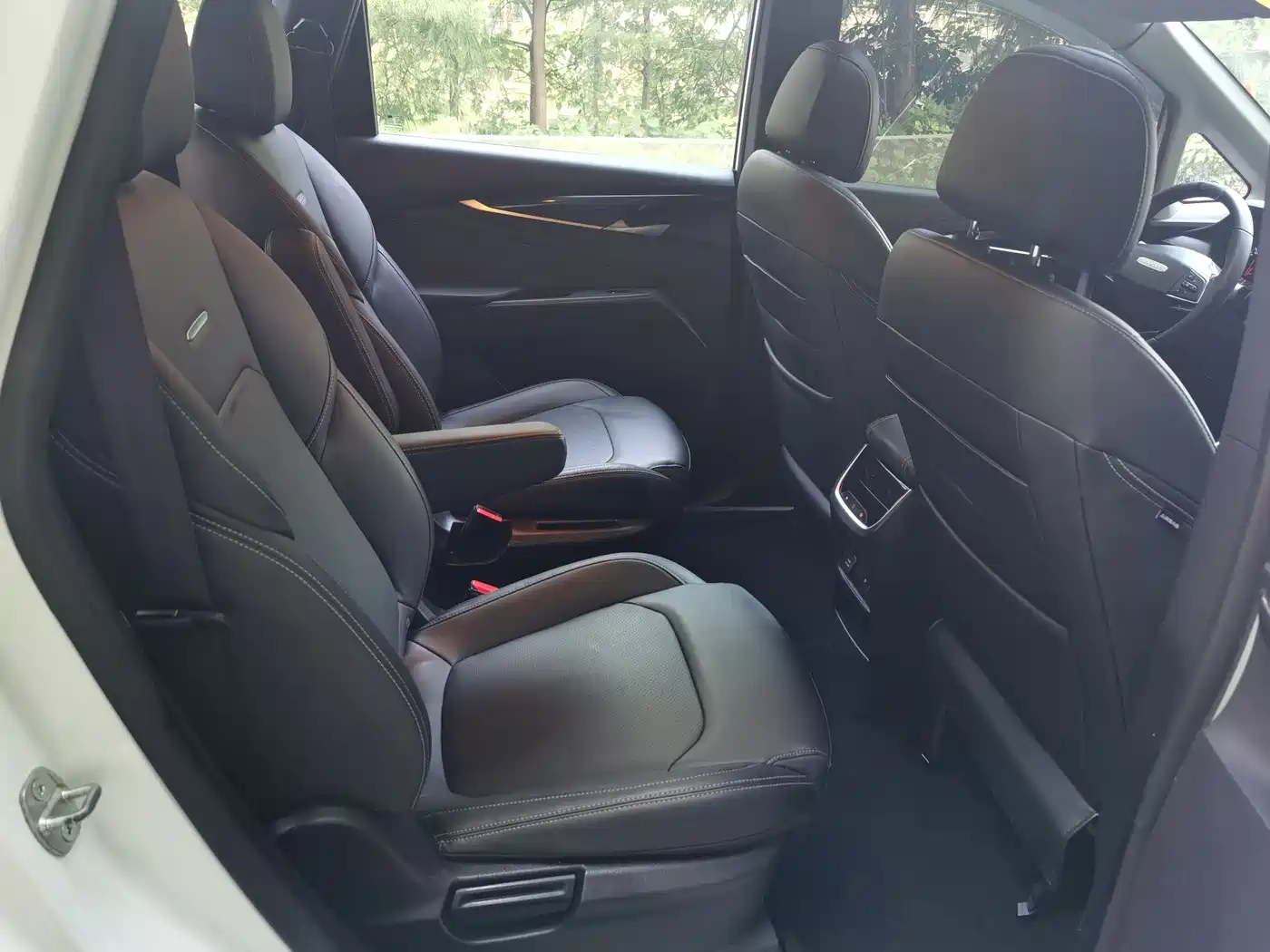 SAIC Maxus Maxus G50 2019 1.5T Automatic Elite Edition China VI фото 16