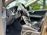 Фото 8 - Volvo XC60