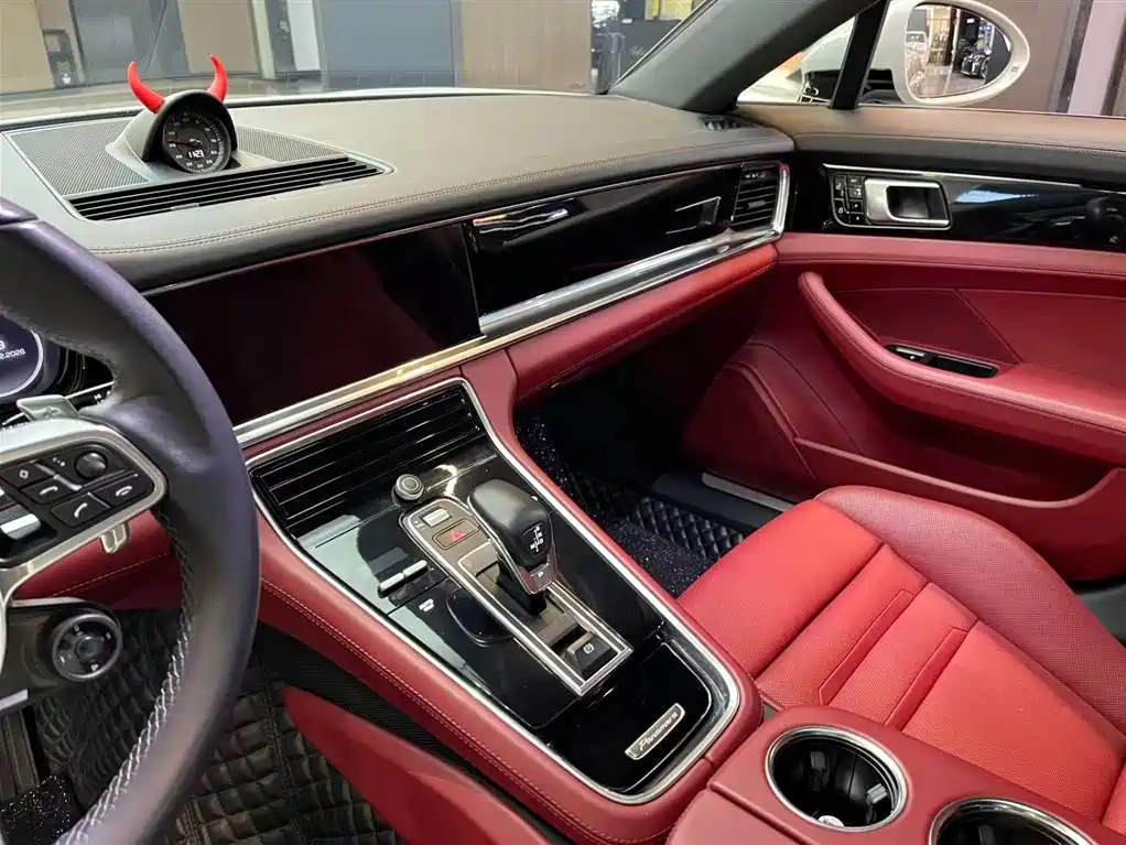Porsche Panamera 2019 Panamera 2.9T фото 8