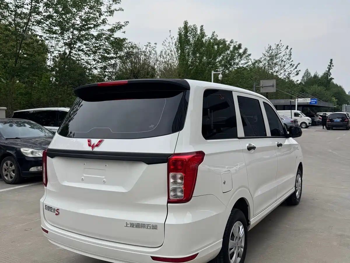 WULING AUTOMOBILE WULING HONGGUANG