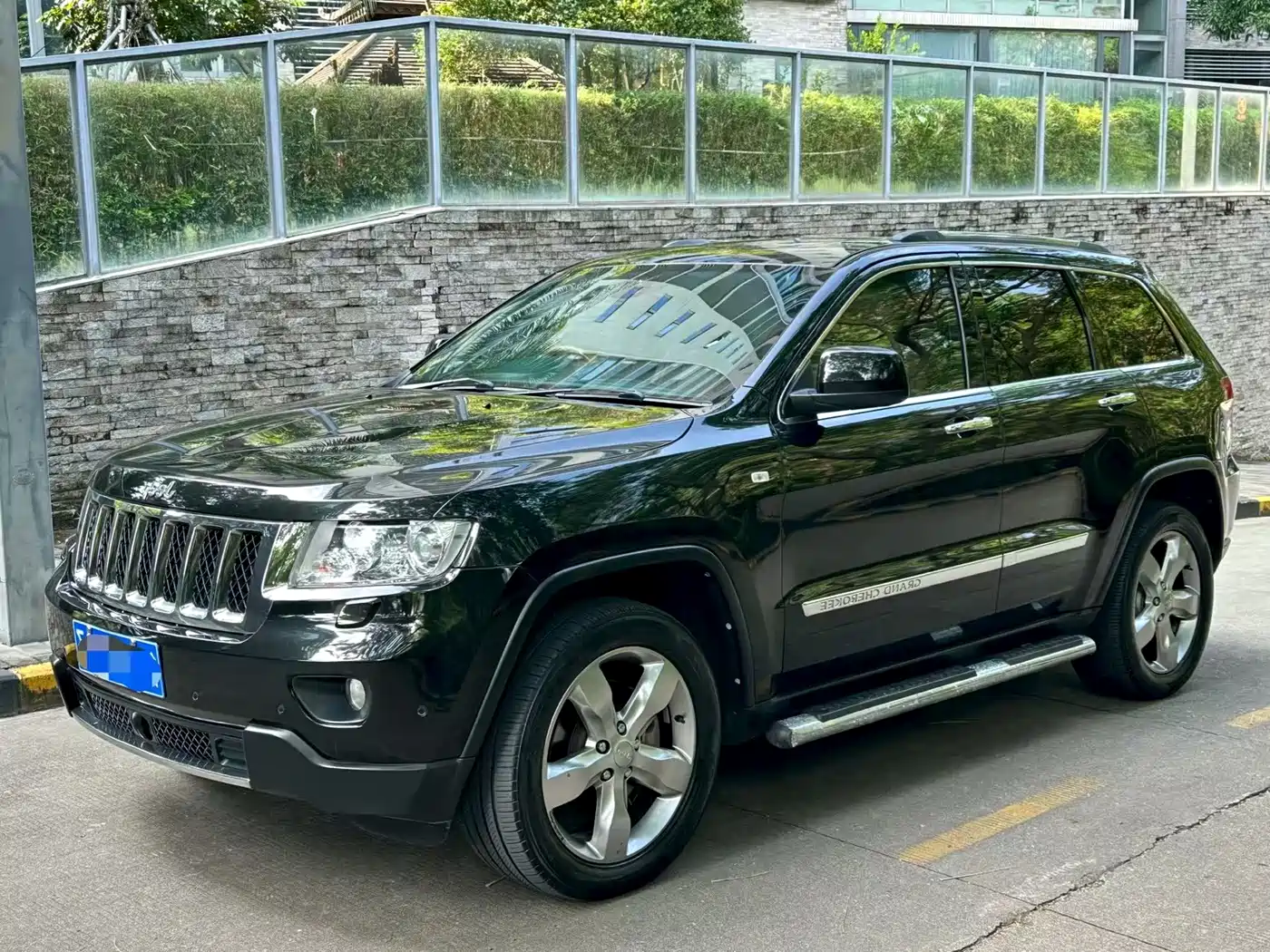Jeep Grand Cherokee (Import) 2012 2012 3.6L Flagship Navigation Edition
