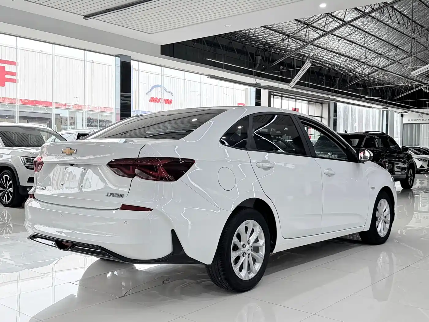 CHEVROLET CRUZE