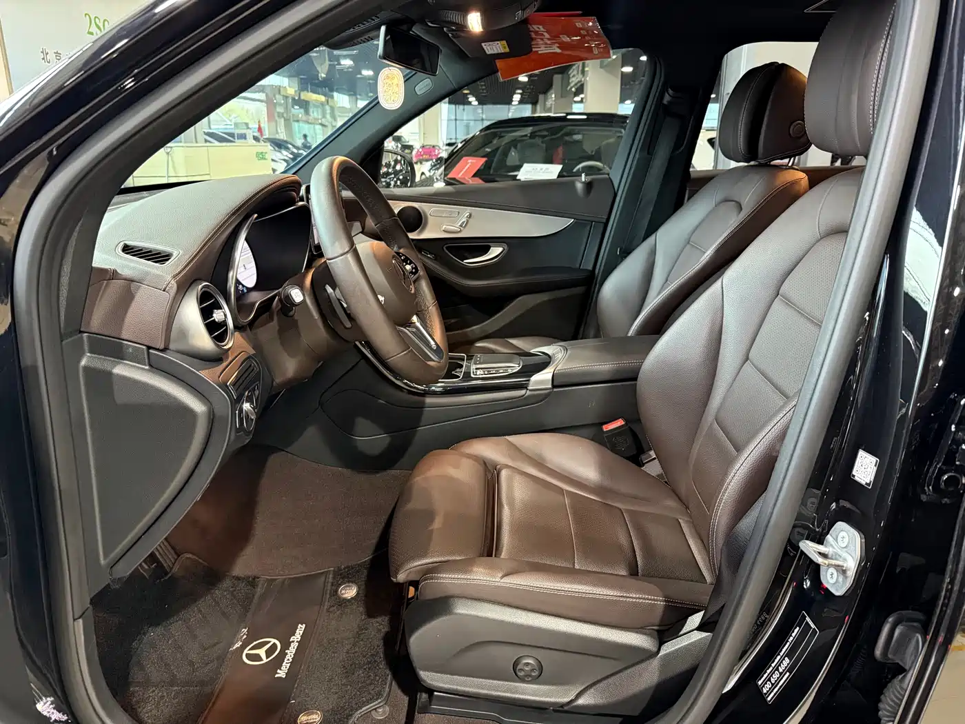 Mercedes-Benz GLC 2022 Model GLC 260 L 4MATIC Dynamic Edition фото 4