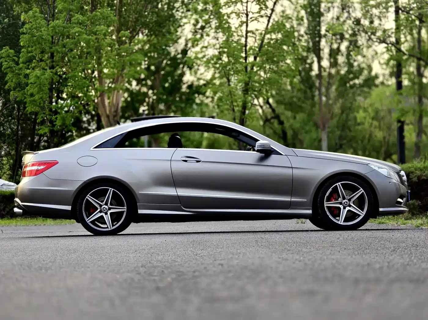 Mercedes-Benz E-Class (Import) 2012 E 200 CGI Coupe фото 3