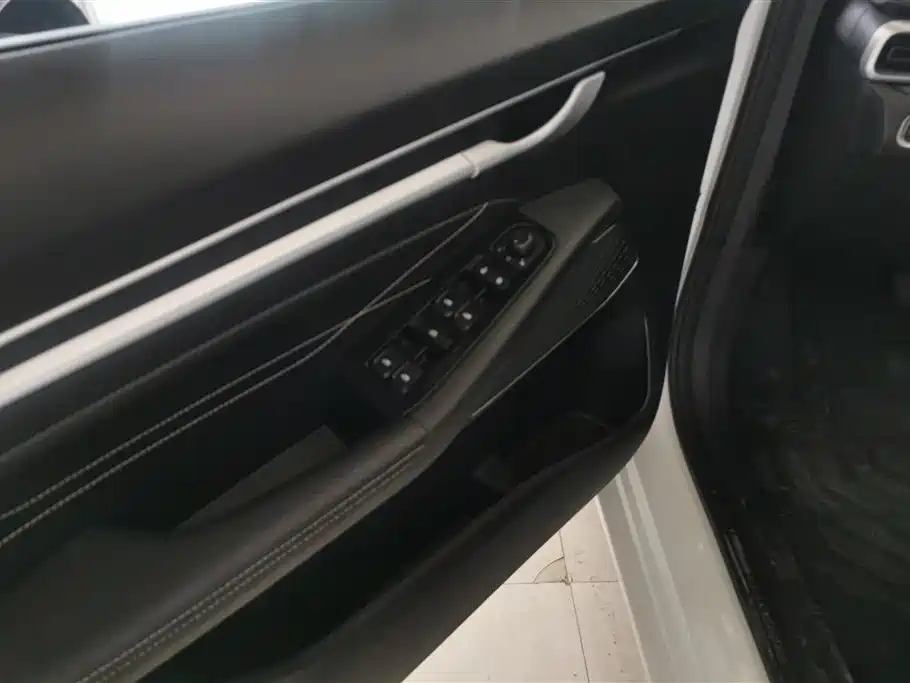 GEELY AUTOMOBILE EMGRAND