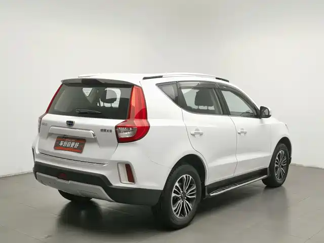 Geely Emgrand X6 2016 1.8L Manual Luxury — фото 2