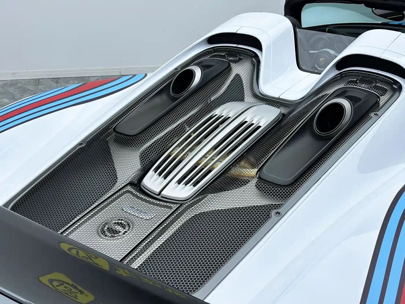 Porsche 918 Spyder 2015 2014 4.6L