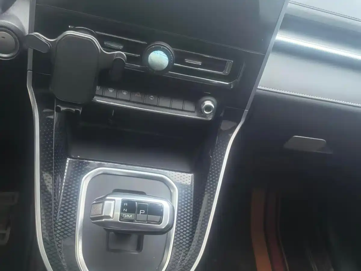 Haval M6, миниатюра 6