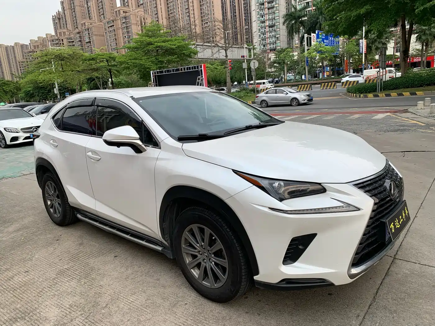 LEXUS NX