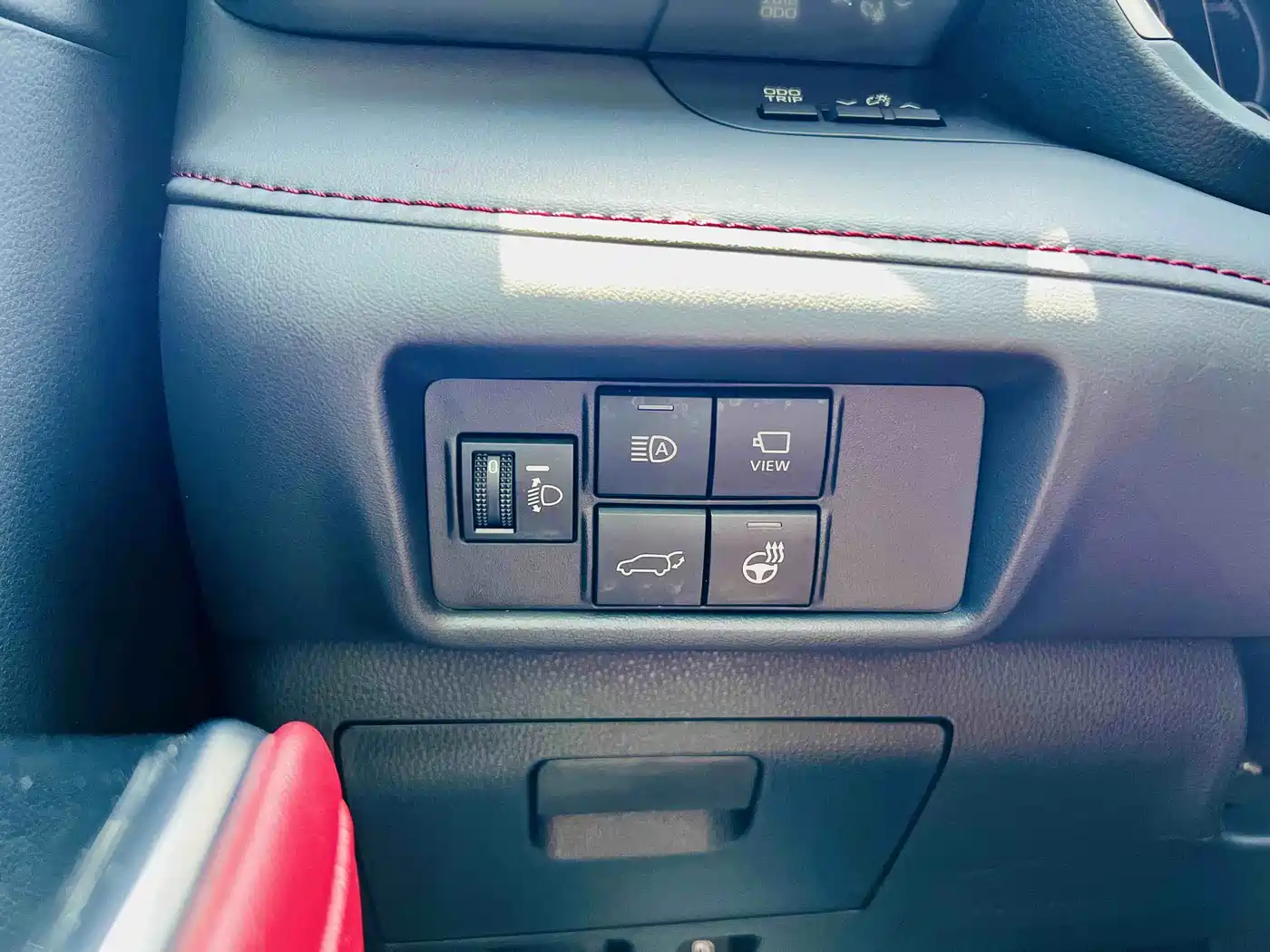 Toyota Crown Kluger 2022 2.5L HEV 4WD Flagship Edition фото 13