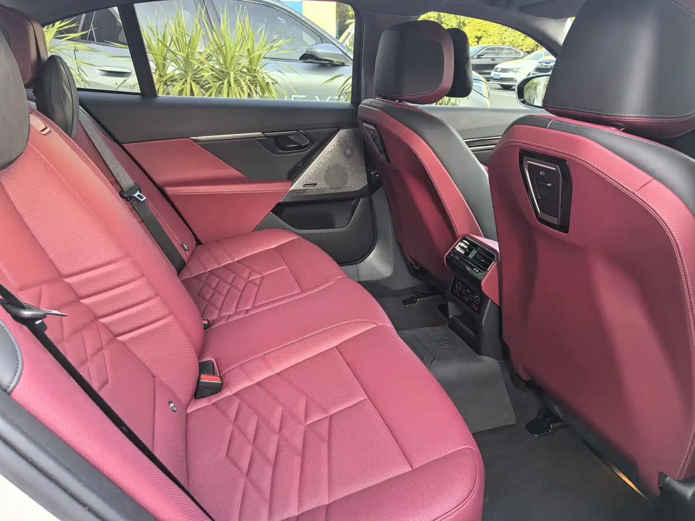 BMW i5 2025 2025 eDrive 40L M Sport Package