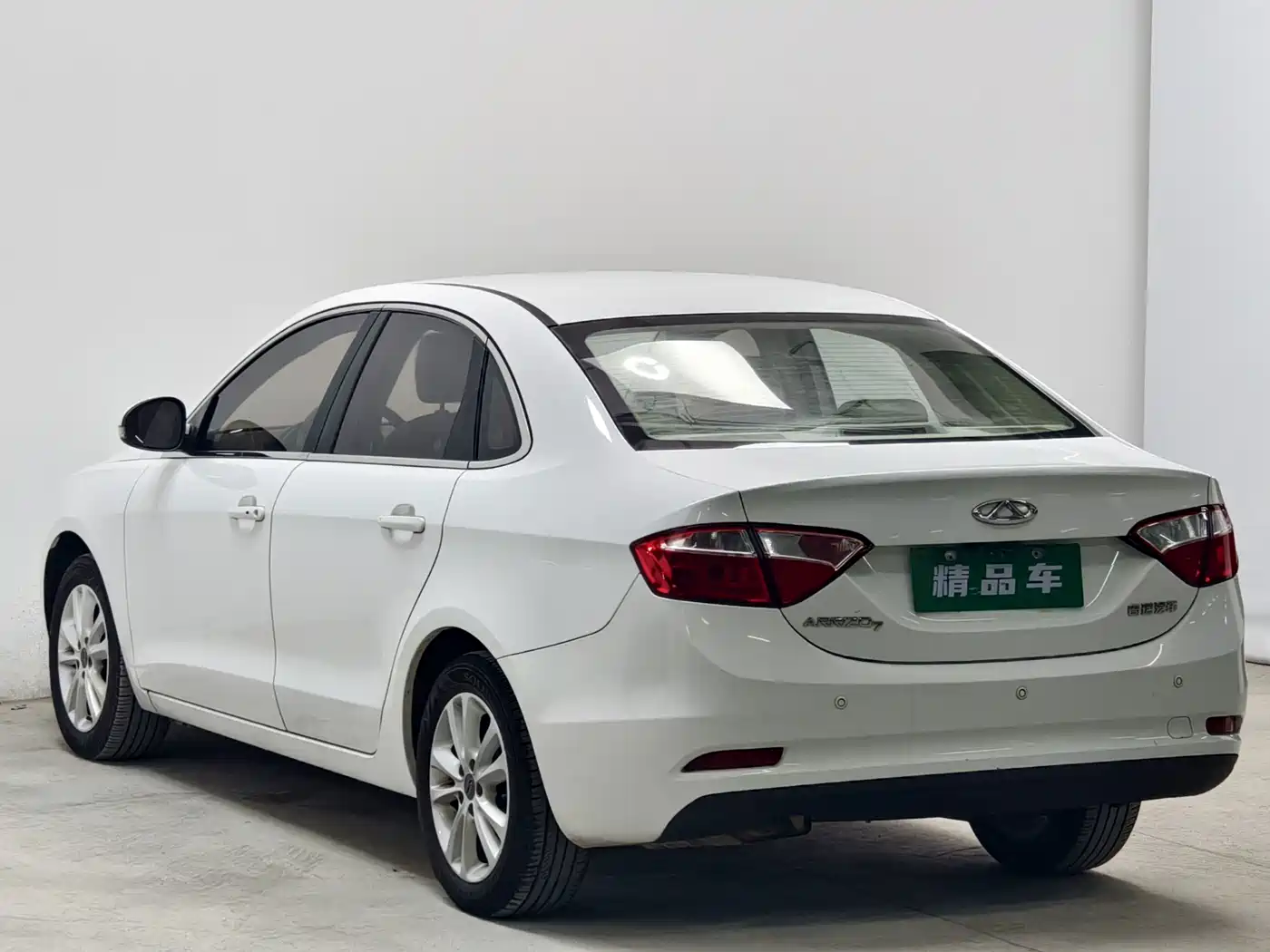 Chery Arrizo 7 2015 2015 1.6L Manual Zhishang Edition