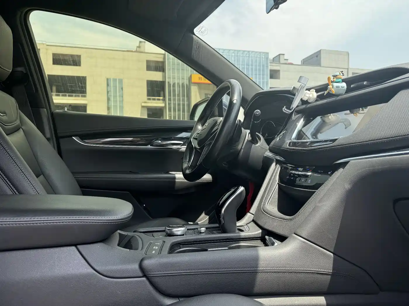 Cadillac XT5 2021 2.0T 2WD Luxury Edition фото 13