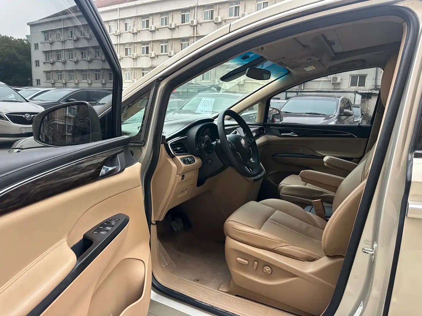 Buick GL8 2018 ES 28T Luxury Type China VI фото 13