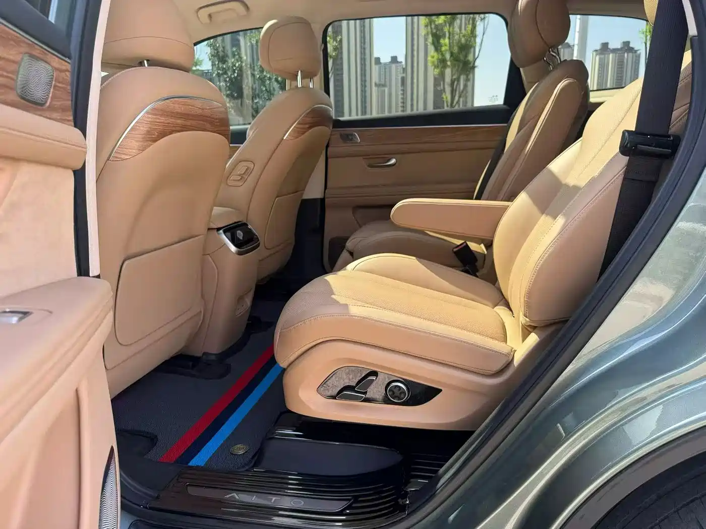 AITO Wenjie AITO M7 2022 1.5T AWD Luxury Edition фото 5