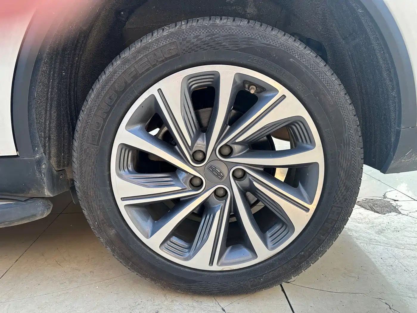 Geely Jiaji New Energy 2019 2019 1.5TD PHEV Ultimate Edition