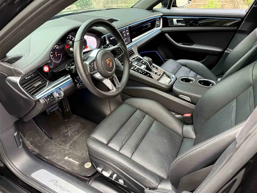 Porsche Panamera 2017 Panamera 3.0T фото 14