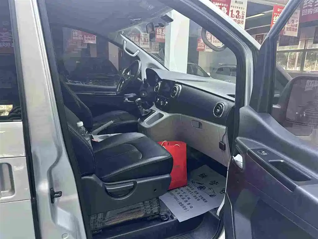 JAC Refine M3 2017 2015 Maker Edition 1.6L Luxury