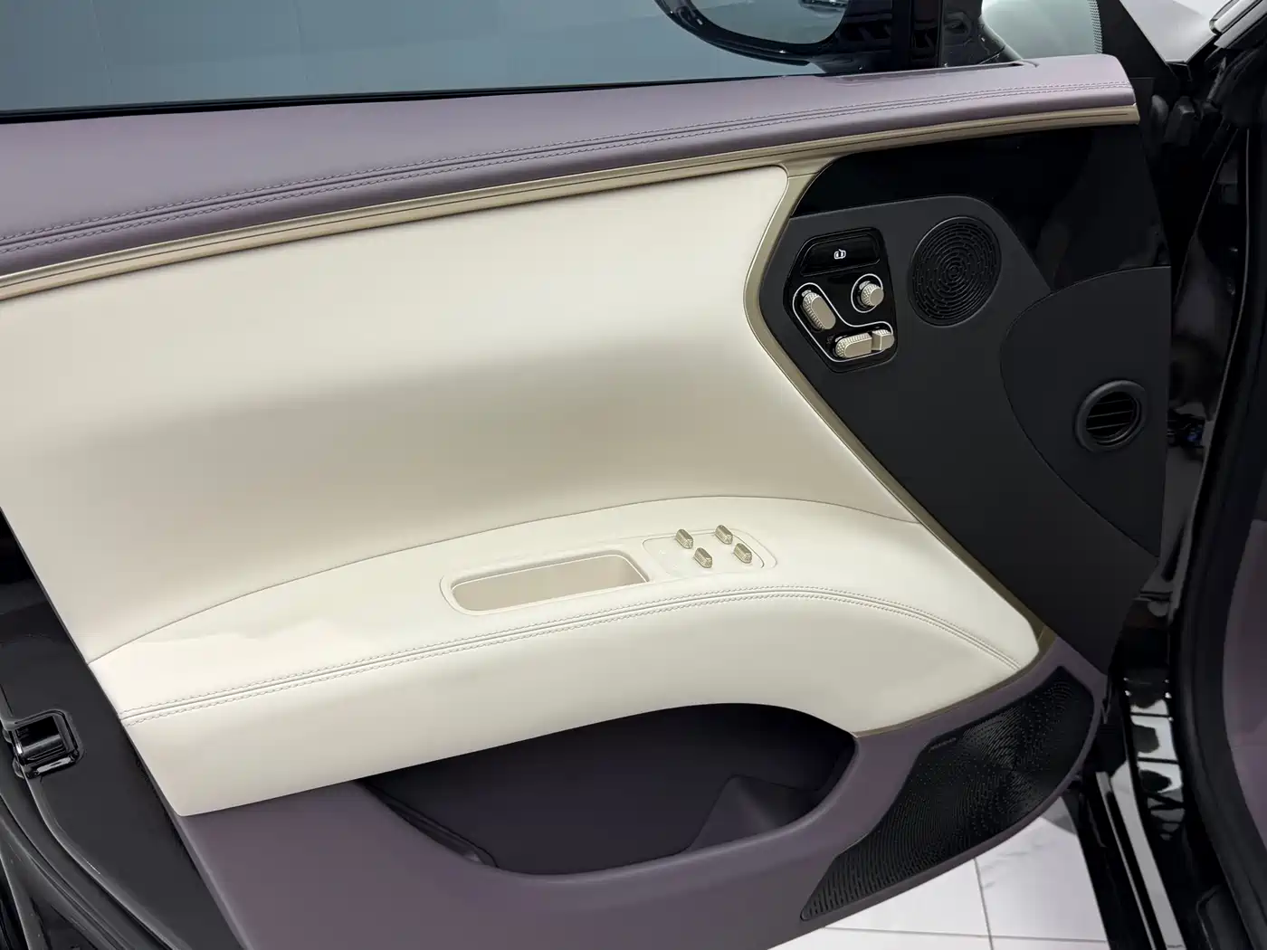 Avatr 11 2025 Facelift Max Range Extender фото 9