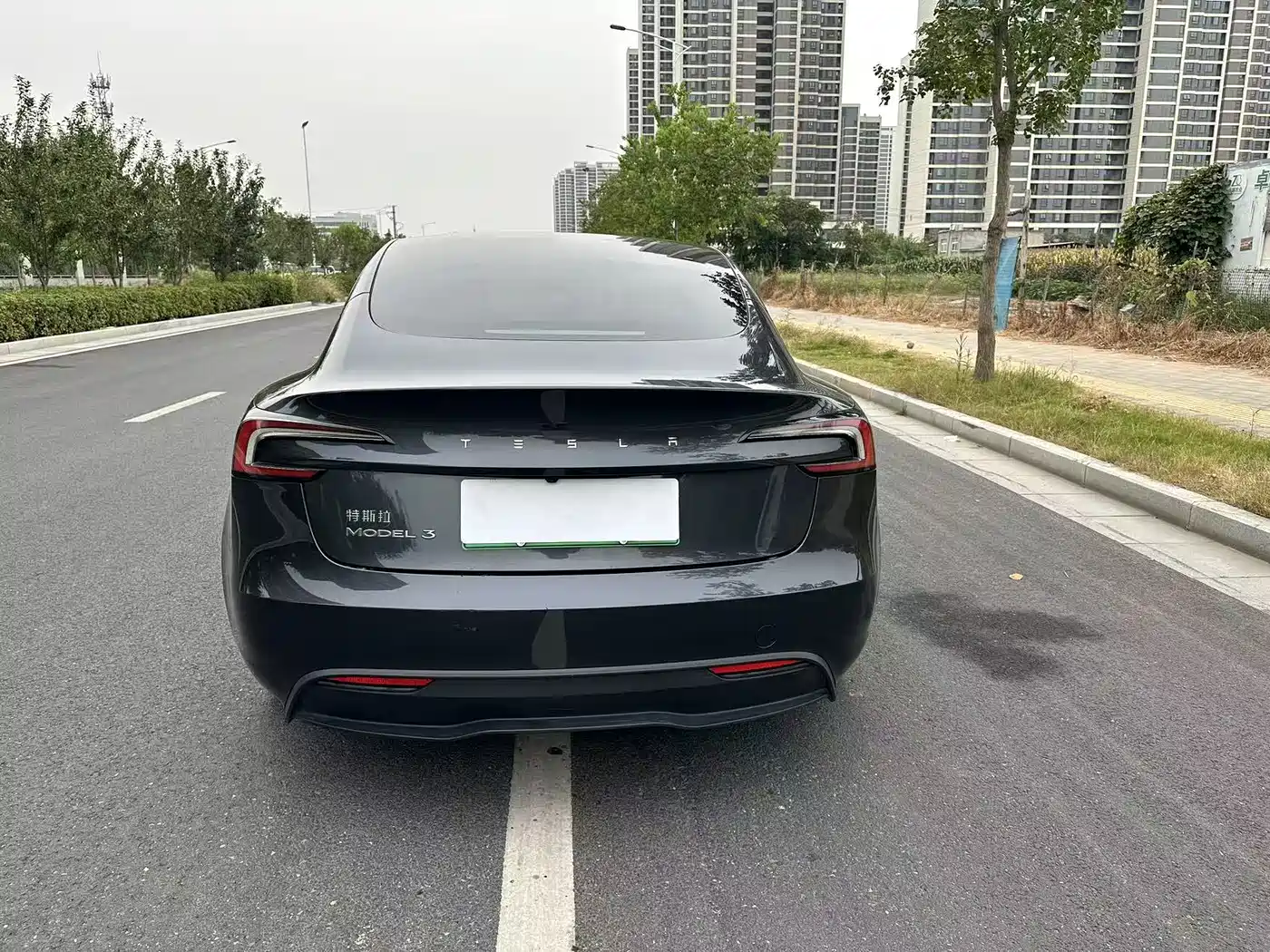 Photo 8 - Tesla Model 3