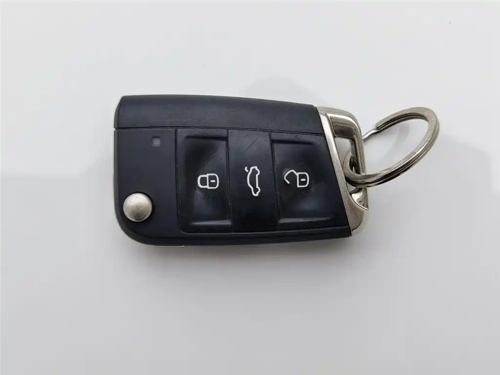 Volkswagen Lavida 2022 1.5L Auto Comfort Edition фото 19