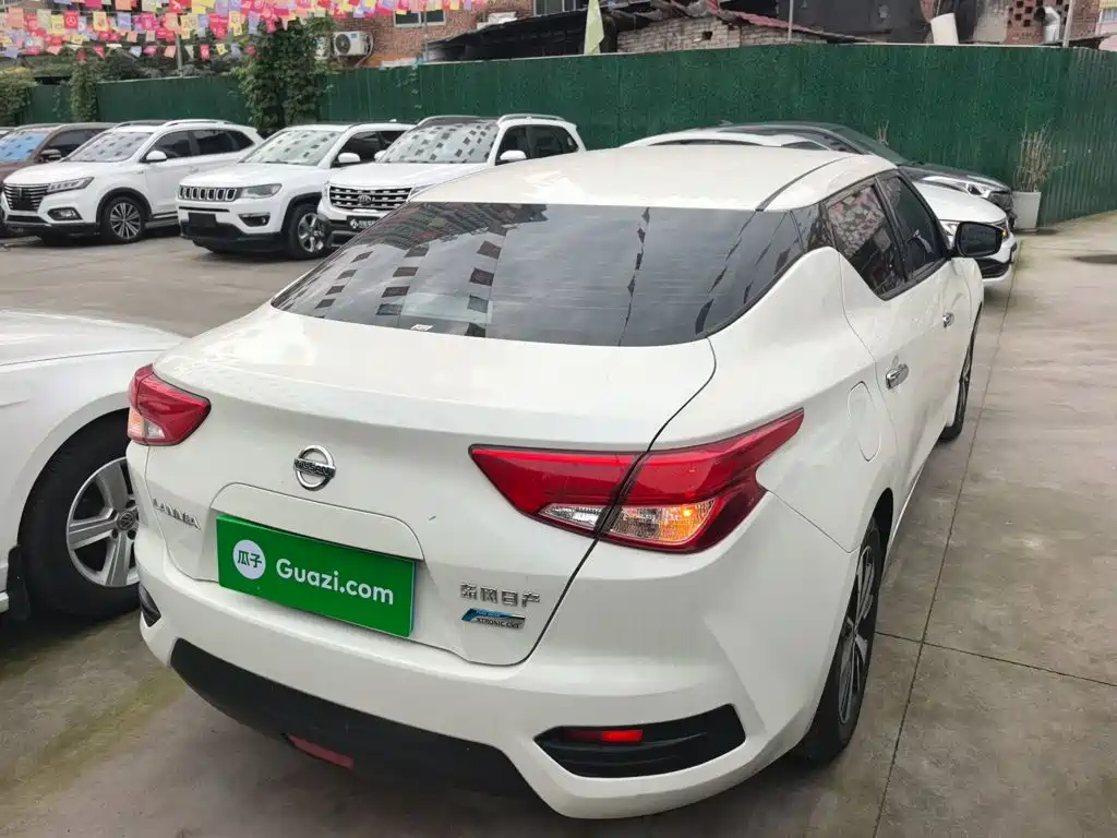 Nissan Bluebird 2020 2020 1.6L CVT Cool Edition