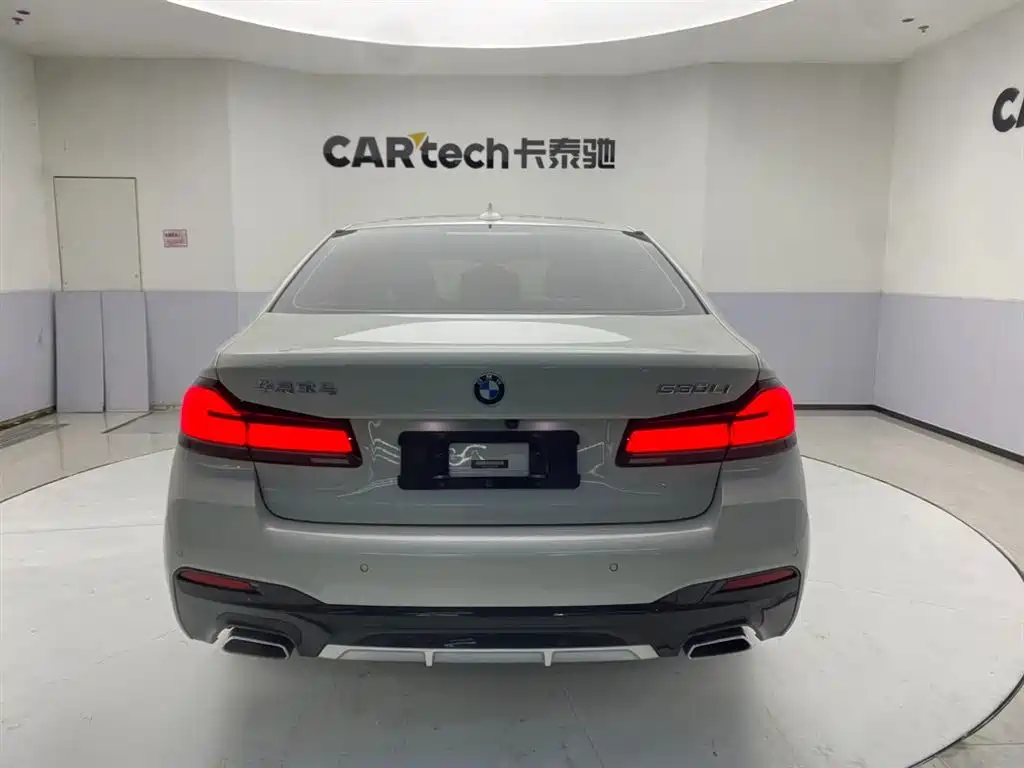 BMW 5 Series 2021 530Li Leading M Sport Package фото 6