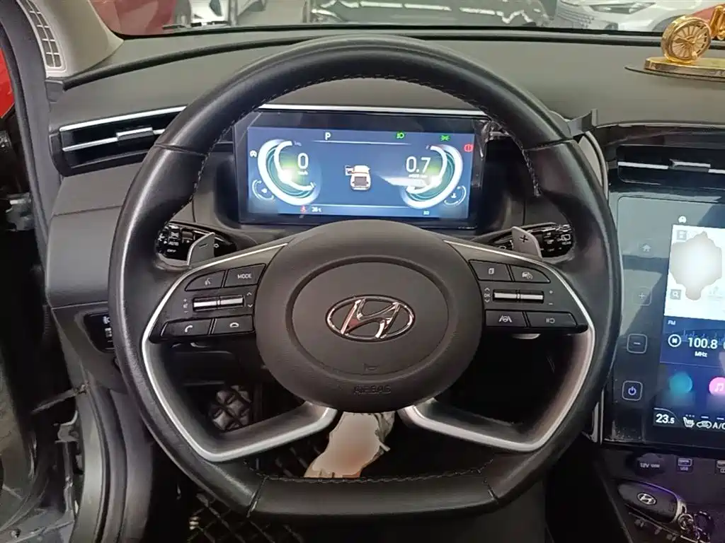Hyundai Tucson 2023 Tucson L 1.5T Automatic 2WD LUX Premium Edition фото 10