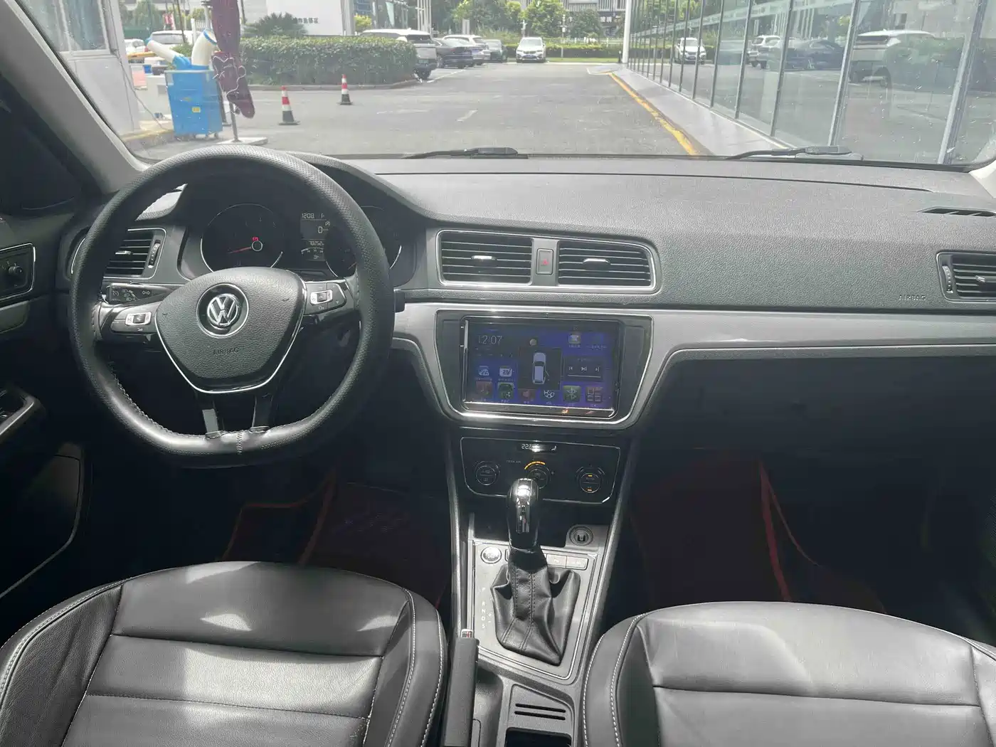 Volkswagen Lavida Tour 2018 2017 180TSI DSG Comfort Edition