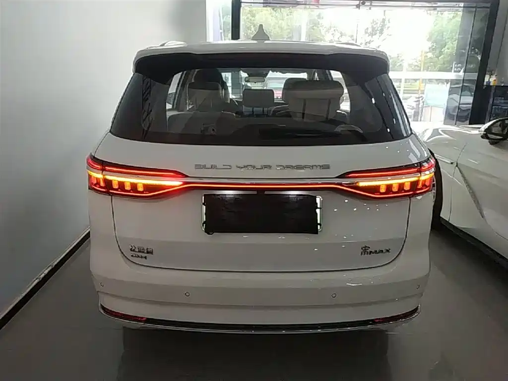 BYD Song MAX New Energy 2022 DM-i 105KM Flagship Model фото 6