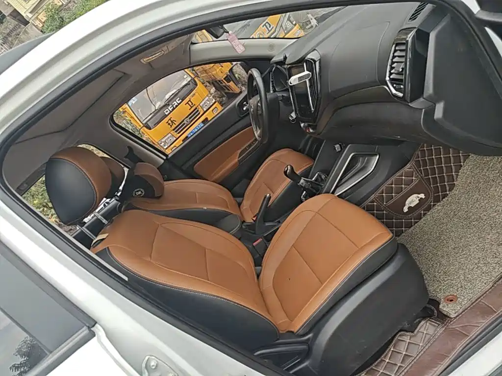 Changan Oshan Changan Oushang CX70 2016 2016 1.6L Manual Luxury