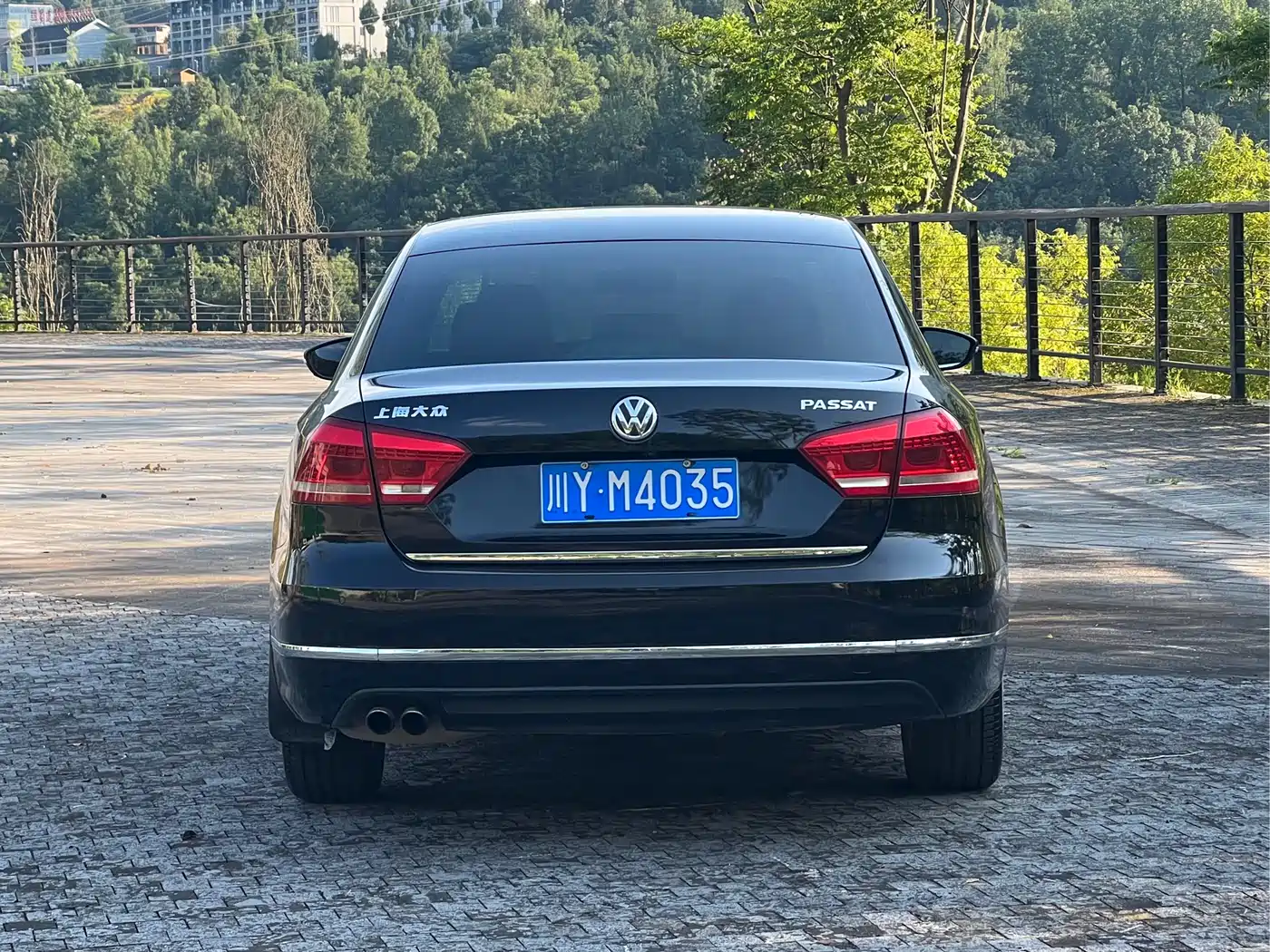 Фото 8 - Volkswagen Passat