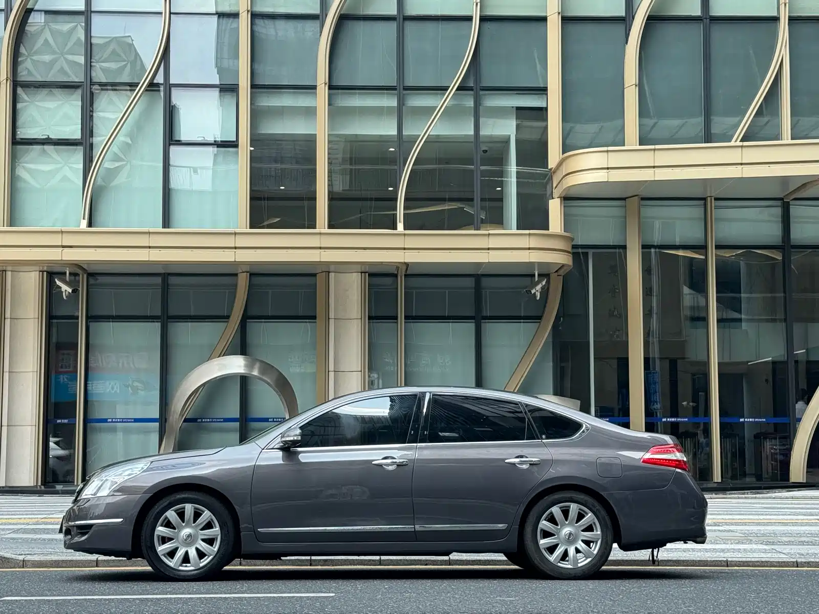 صورة 4 - Nissan Teana