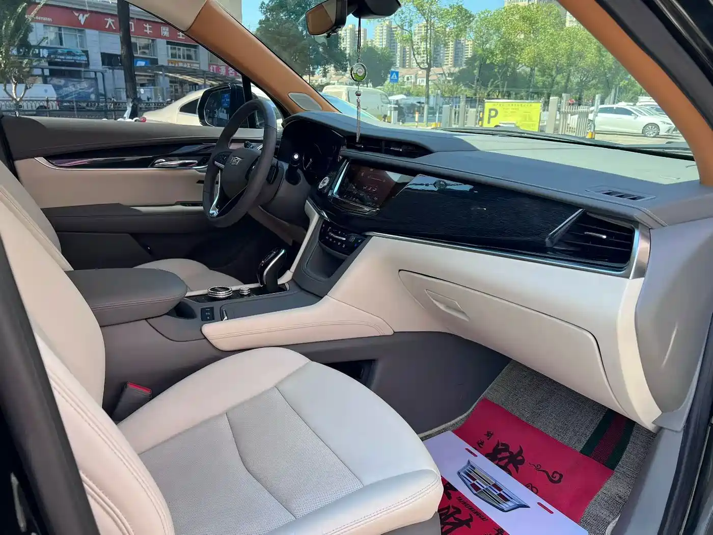 Cadillac XT6 2024 2022 2.0T 6-Seater 4WD Luxury Edition