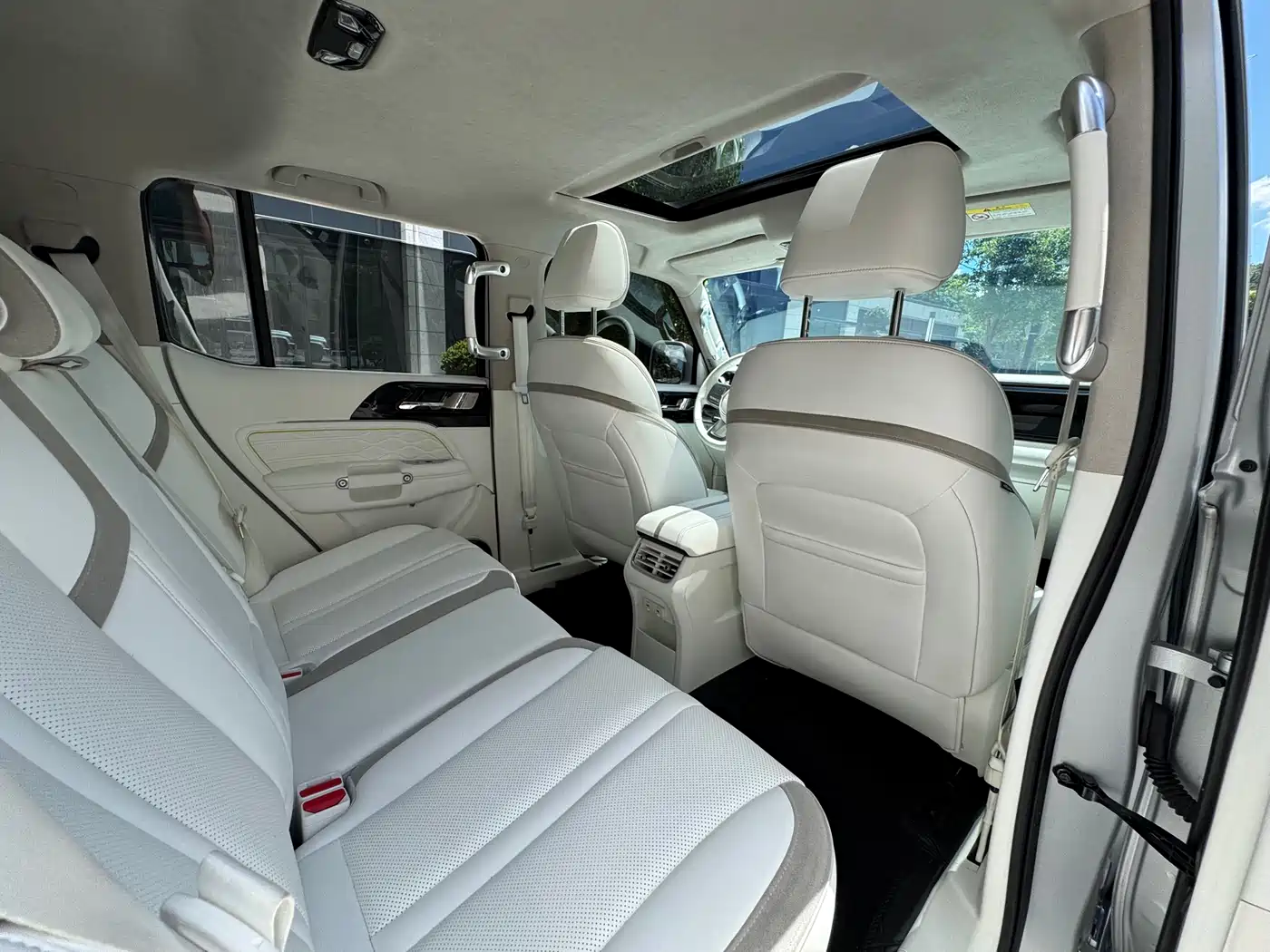 TANK CO CREATION TANK 300