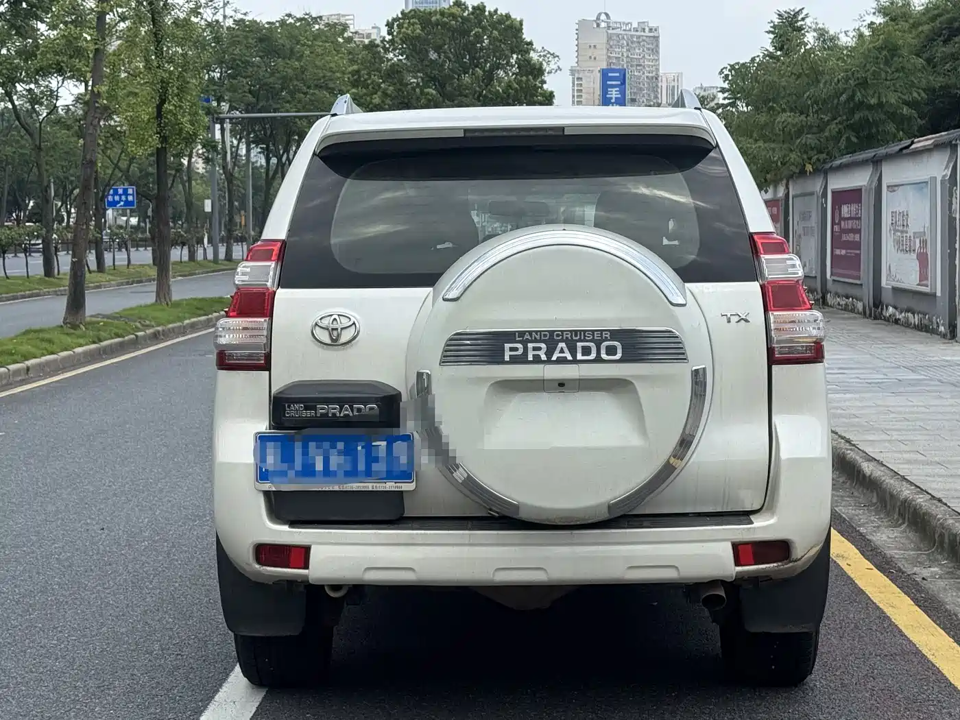 Toyota Prado (Import) 2018 2017 Base Model