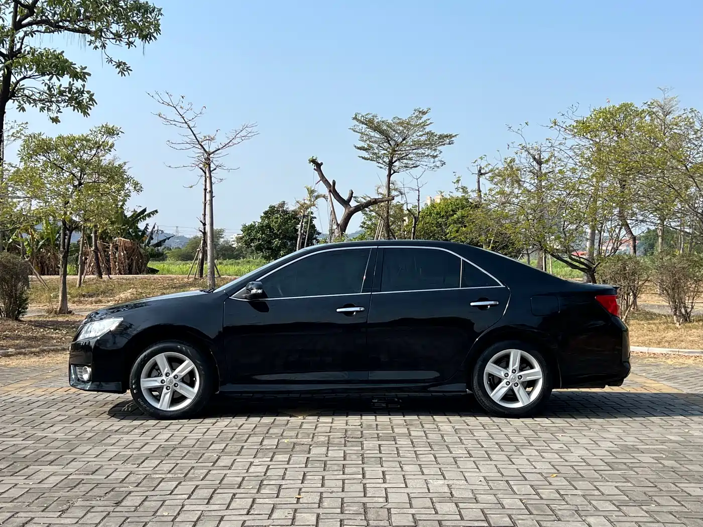Toyota Camry 2012 Junrui 2.0S Dynamic Edition фото 4