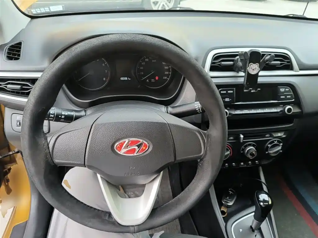 Hyundai Verna 2017 1.4L Auto Jump Edition (China V) фото 11