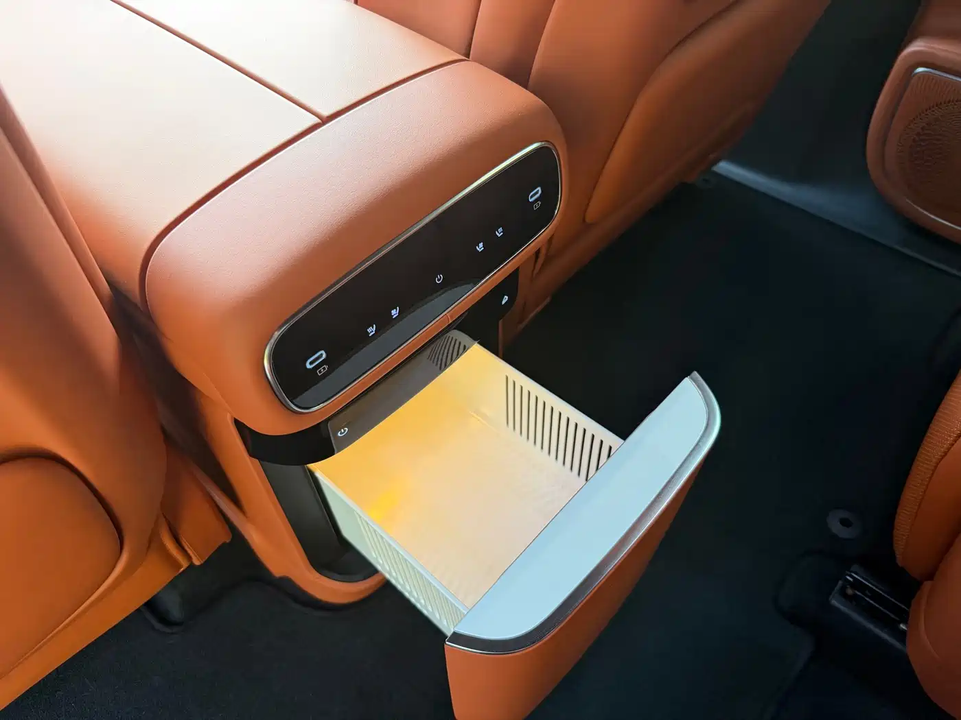 Geely Galaxy Galaxy M9 2025 2025 Base Model