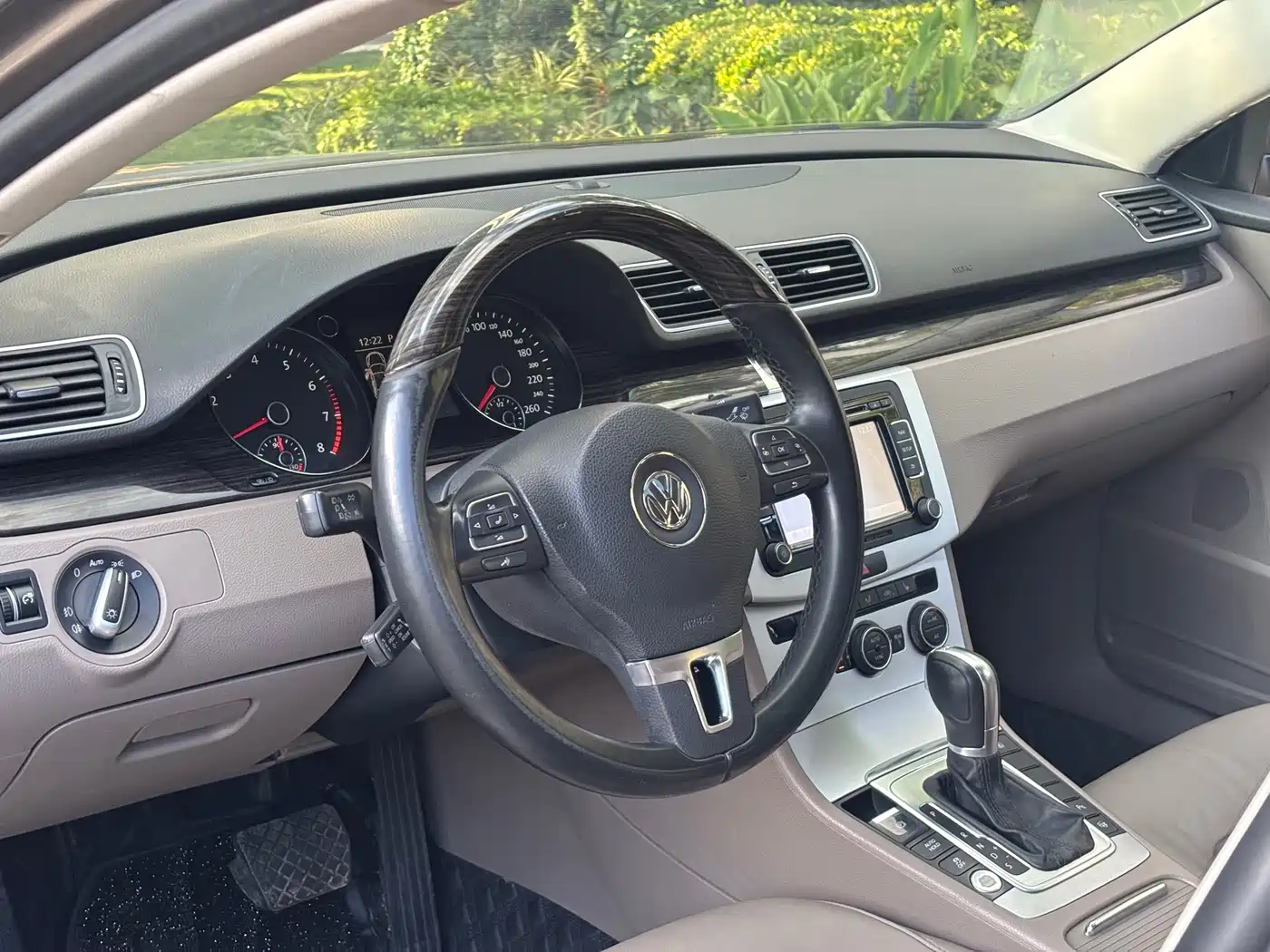 Volkswagen Magotan 2013 1.8TSI Premium фото 10