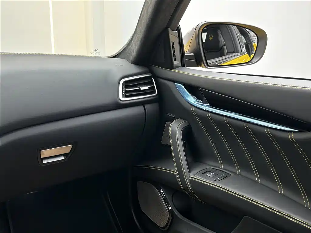 Maserati Ghibli 2024 2022 3.0T Modena