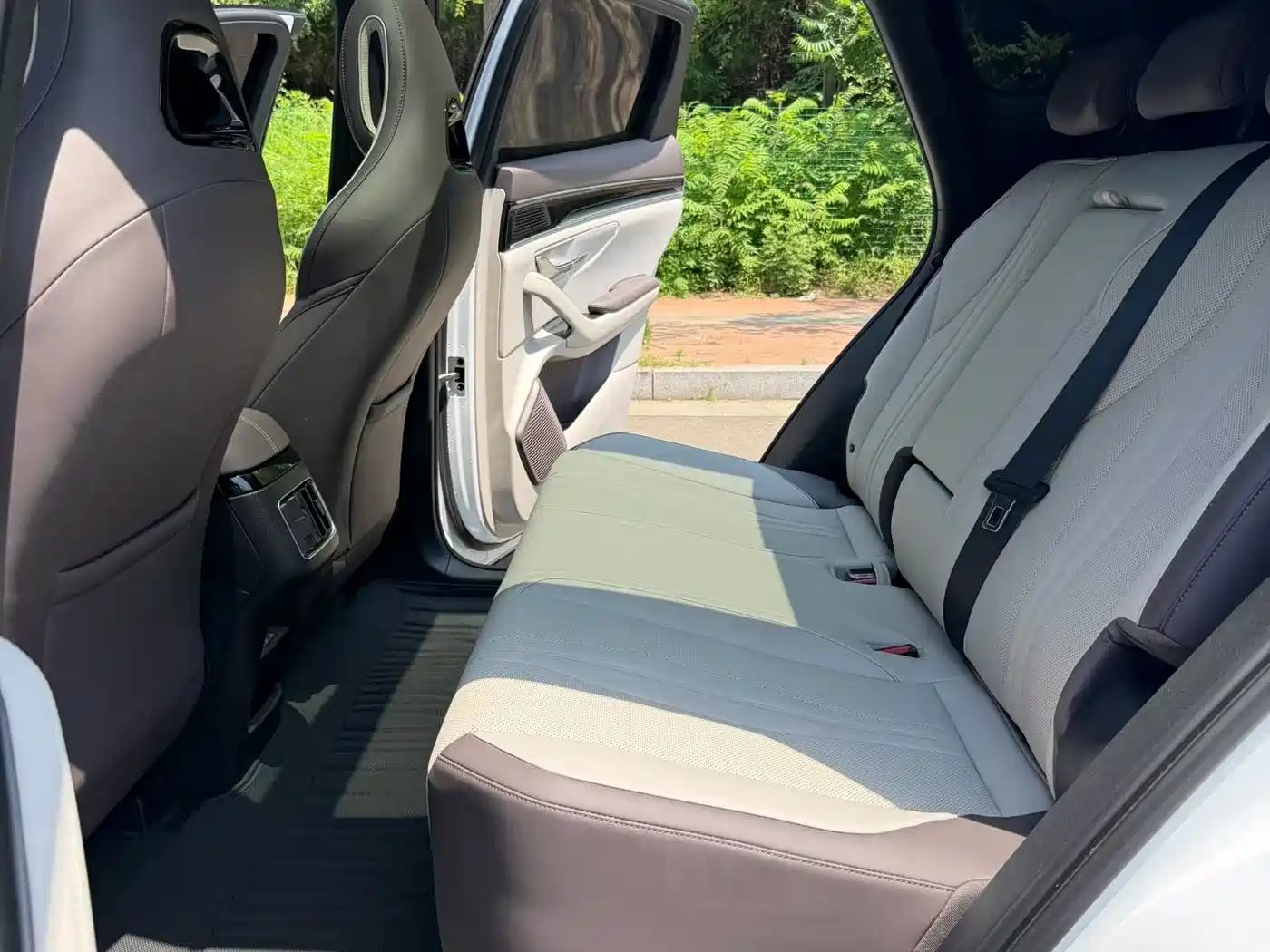 BYD Song PLUS PHEV 2025 EV Smart Driving Edition 520km Premium фото 6