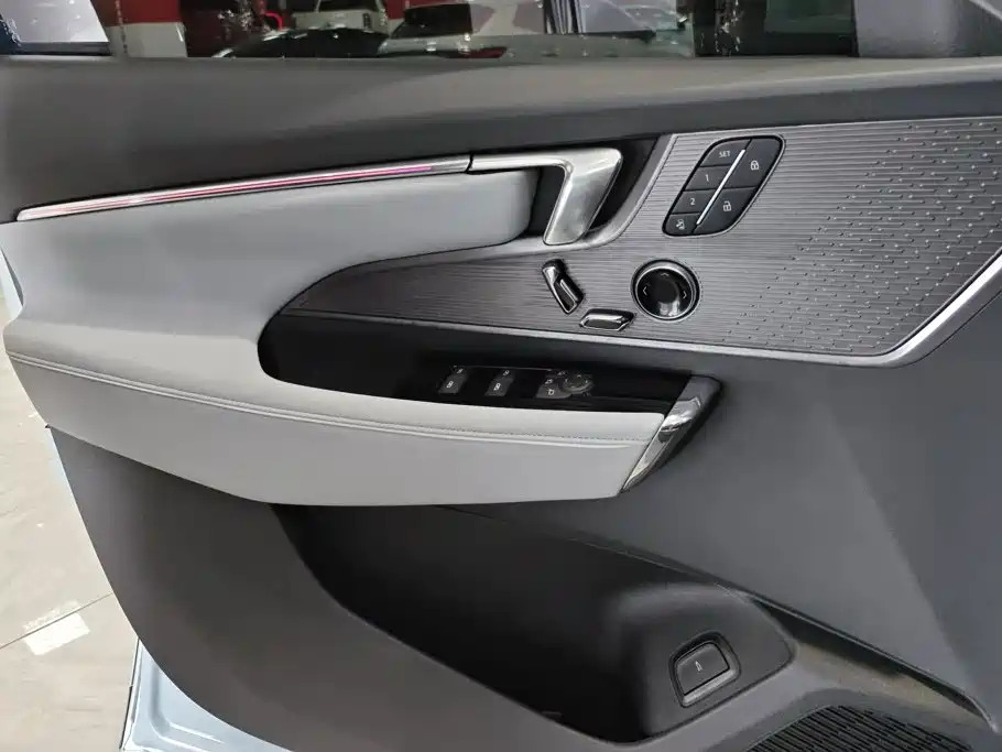 Buick E5 2023 2023 Premium Standard Range Edition
