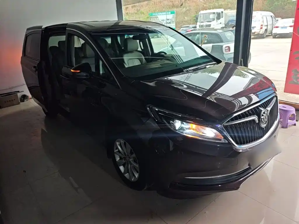 Buick GL8 2017 ES 28T Comfort Type China V фото 4