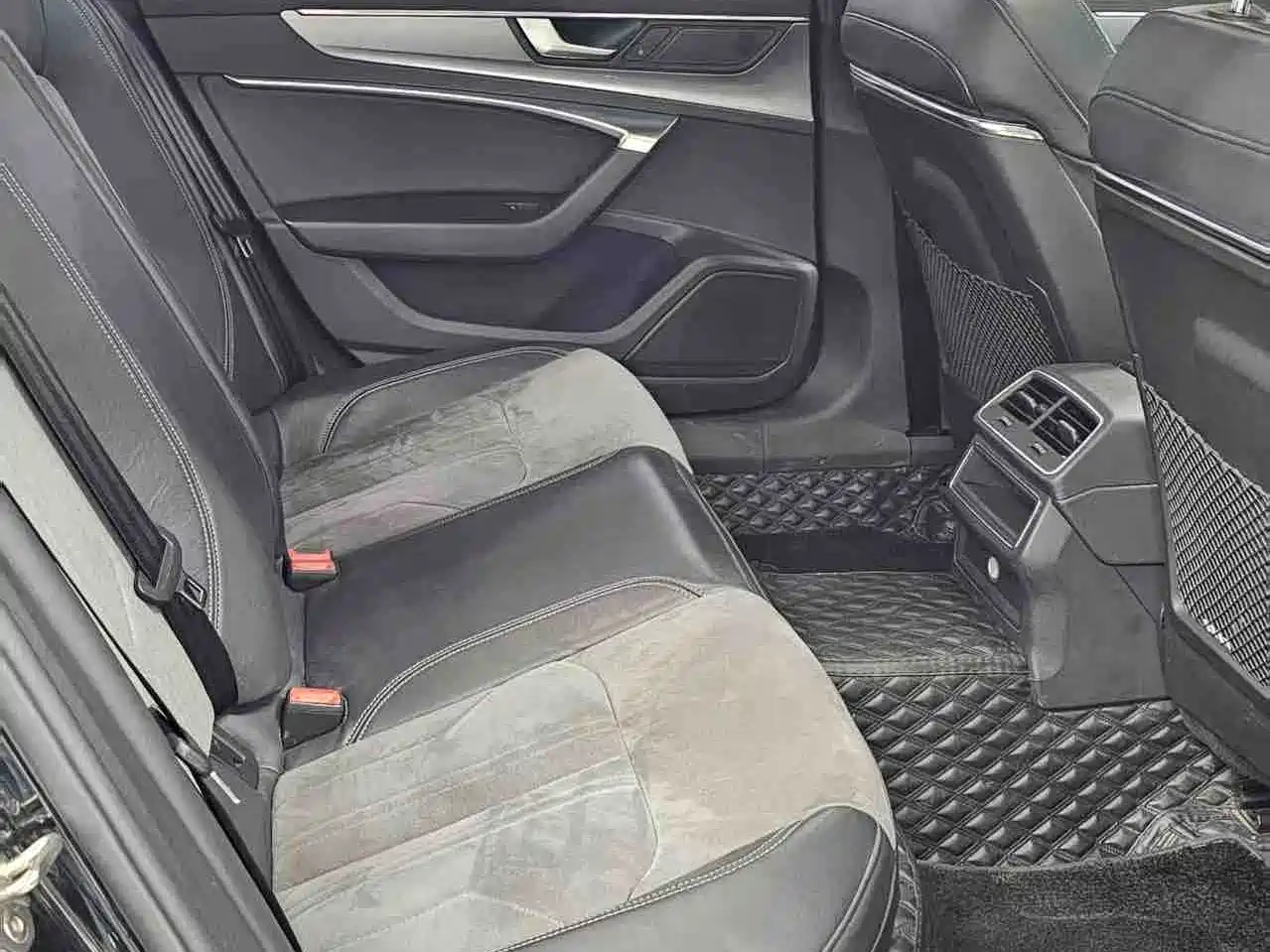 Audi A6L 2022 40 TFSI Luxury Dynamic фото 10