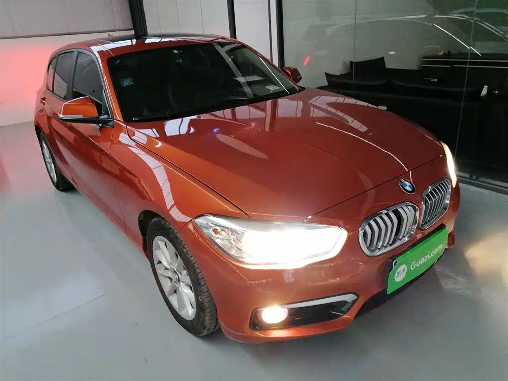 BMW 1 Series (Import) 2016 118i Urban Design Package фото 23