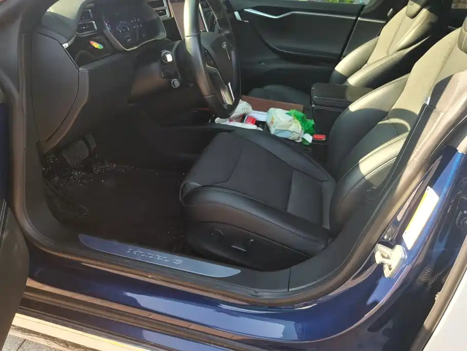 Фото 9 - Tesla Model S